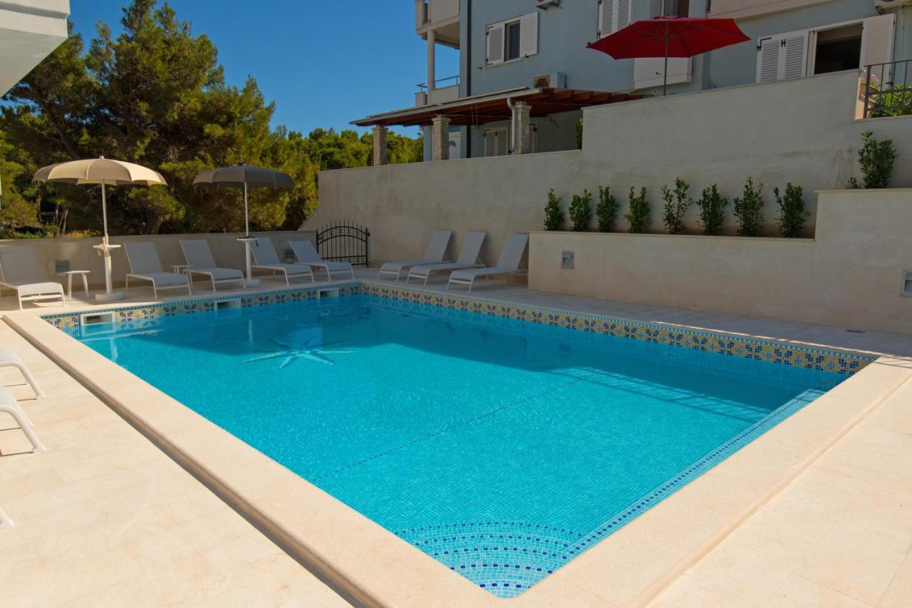 Aparthotel Punta Blu - Pool & Spa Premantura Dış mekan fotoğraf