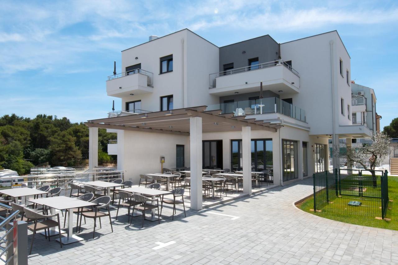 Aparthotel Punta Blu - Pool & Spa Premantura Dış mekan fotoğraf